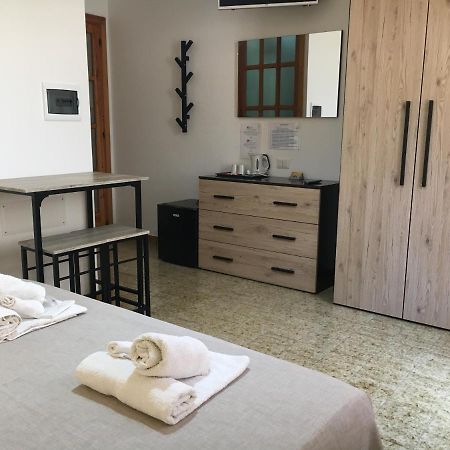 Mille Soli Bed And Breakfast Buggerru Exteriör bild