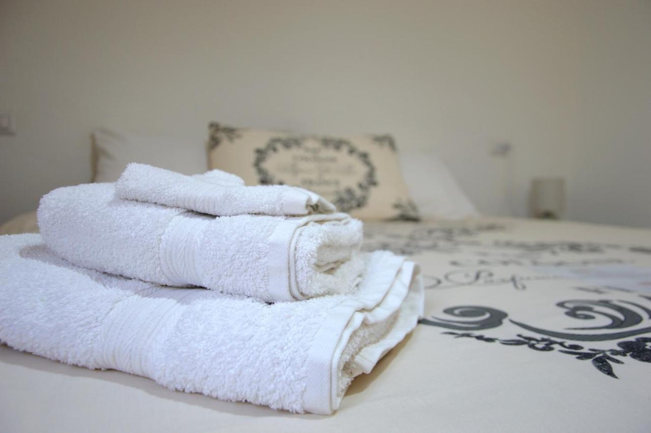 Mille Soli Bed And Breakfast Buggerru Exteriör bild